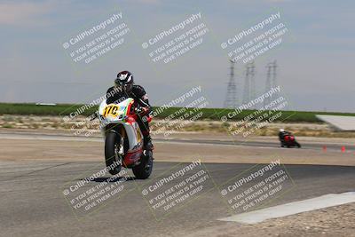 media/Jul-22-2022-TrackDaz (Fri) [[ca4971259a]]/Group B/130pm (Wheelie Bump)/